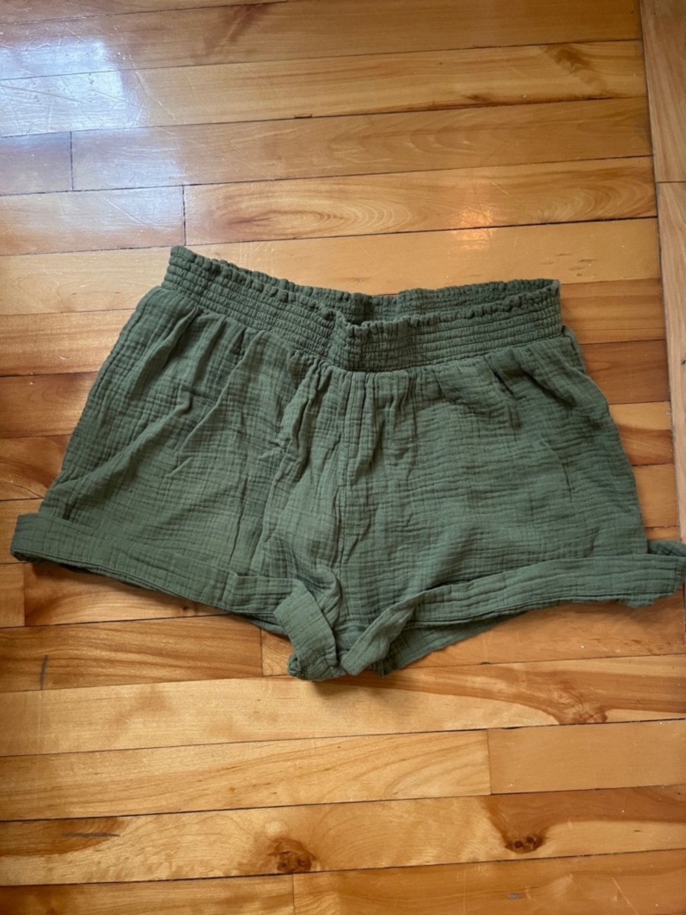 Kensie Olive Green High-Waist Gauze Shorts